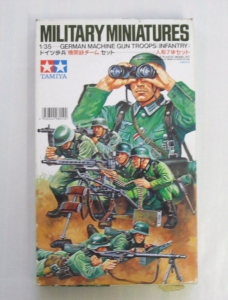 TAMIYA 1/35 35038 GERMAN MACHINE GUN TROOPS